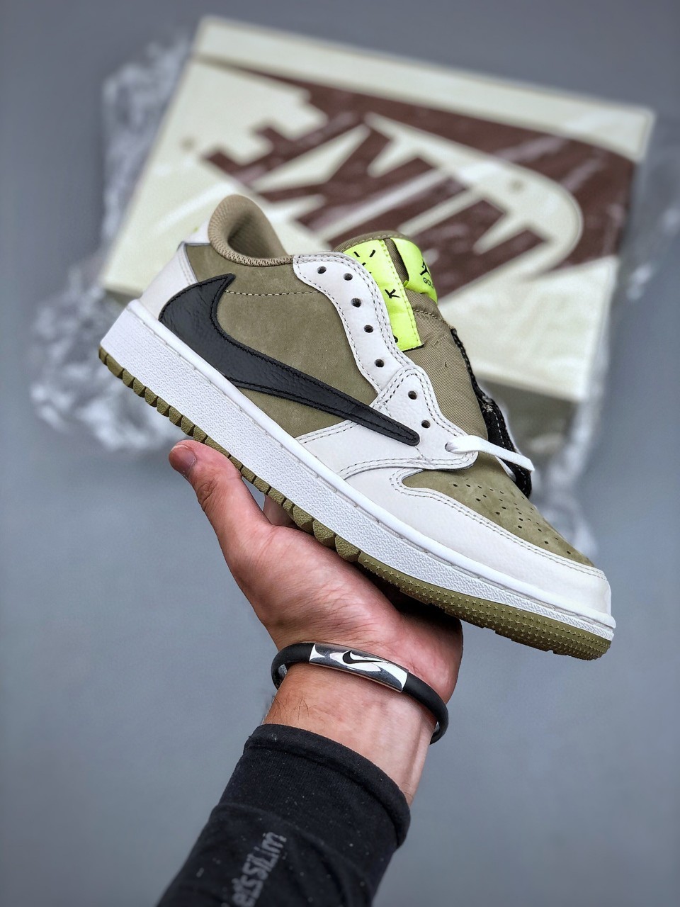 나이키 Travis Scott x Nike Air Jordan 1 Low OG SP (해외배송)