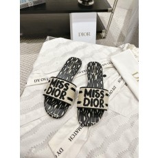 디올 DIOR 드웨이 코튼 샌들 (해외배송)