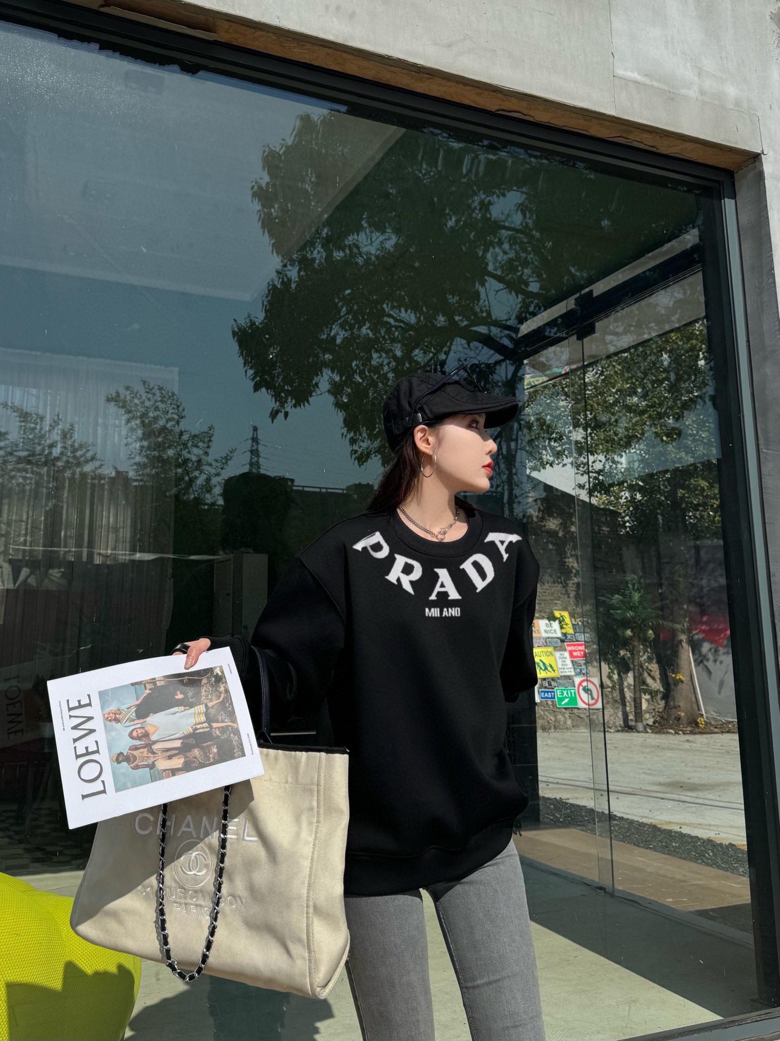 프라다 스웨터 (해외배송)