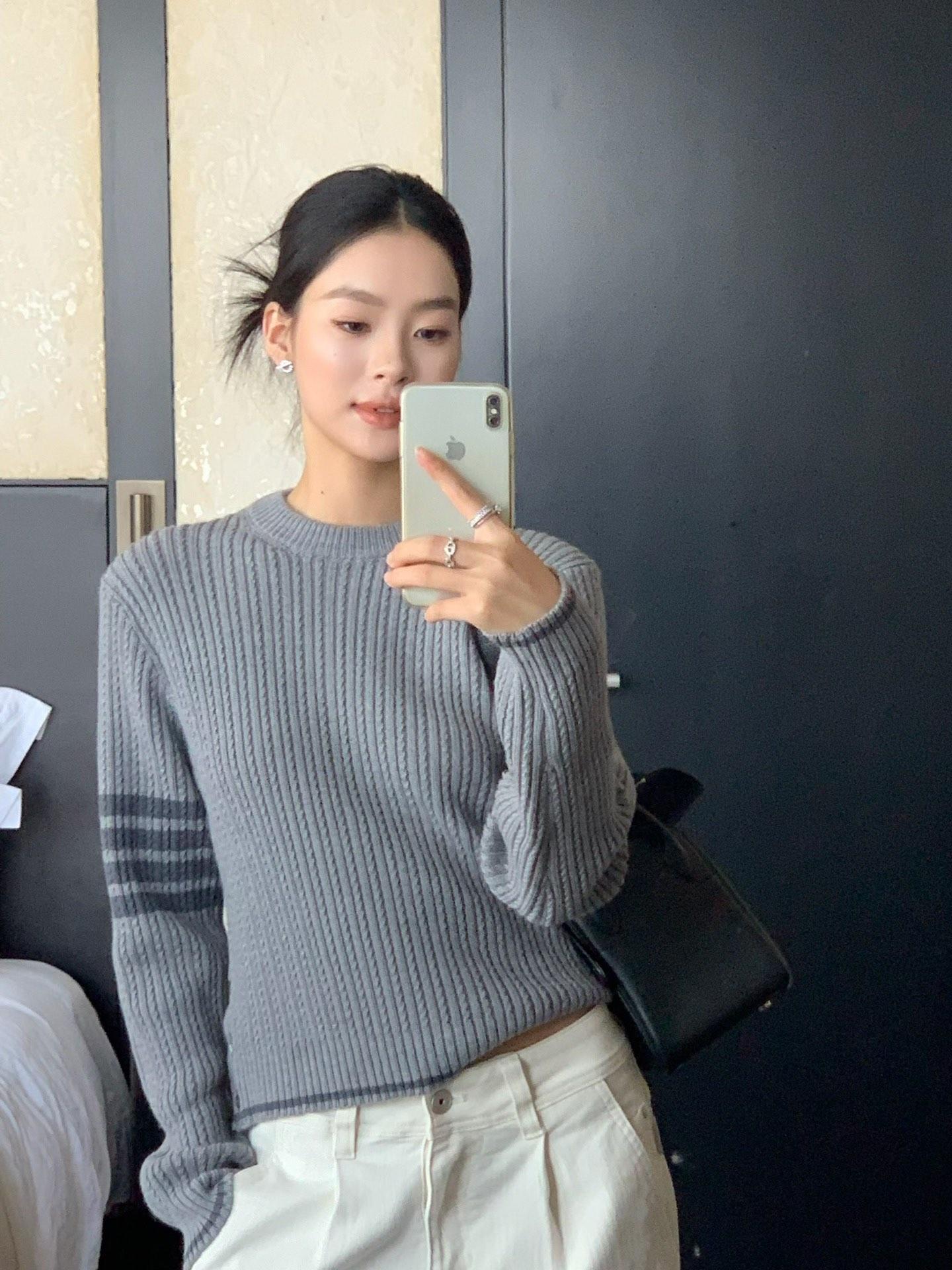 톰브라운 크루넥 스웨터 (해외배송)