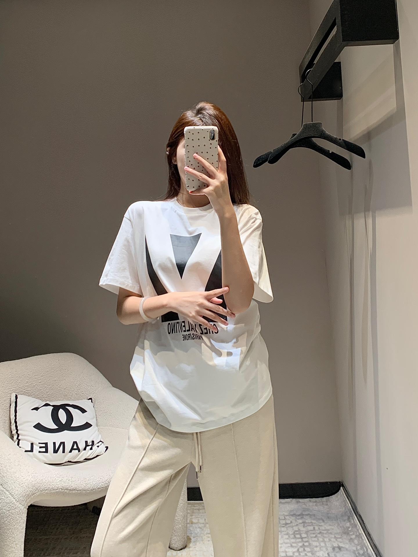 발렌티노 반팔 티셔츠 (해외배송)