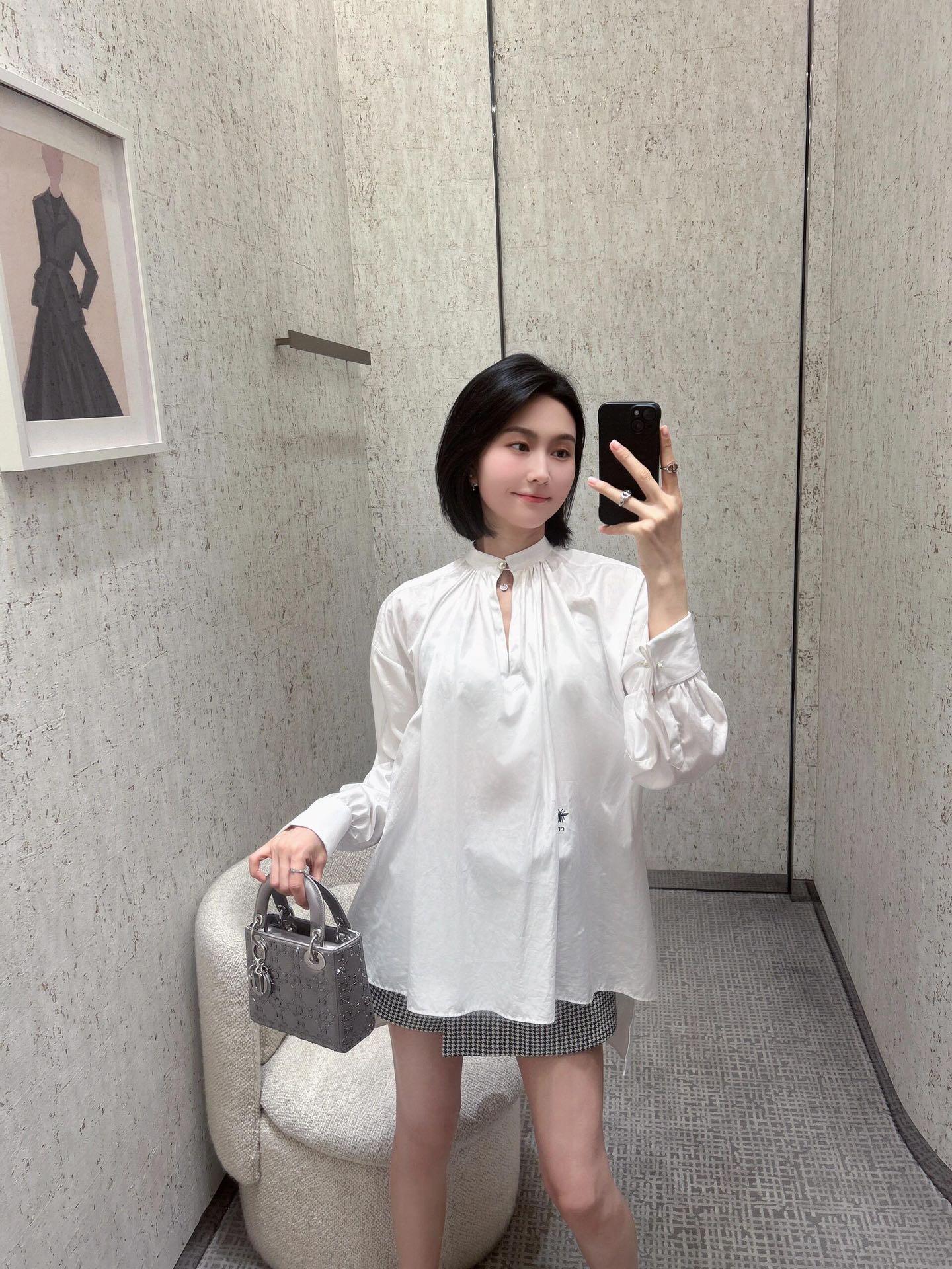 디올 진주 커프스 긴팔 셔츠 (해외배송)
