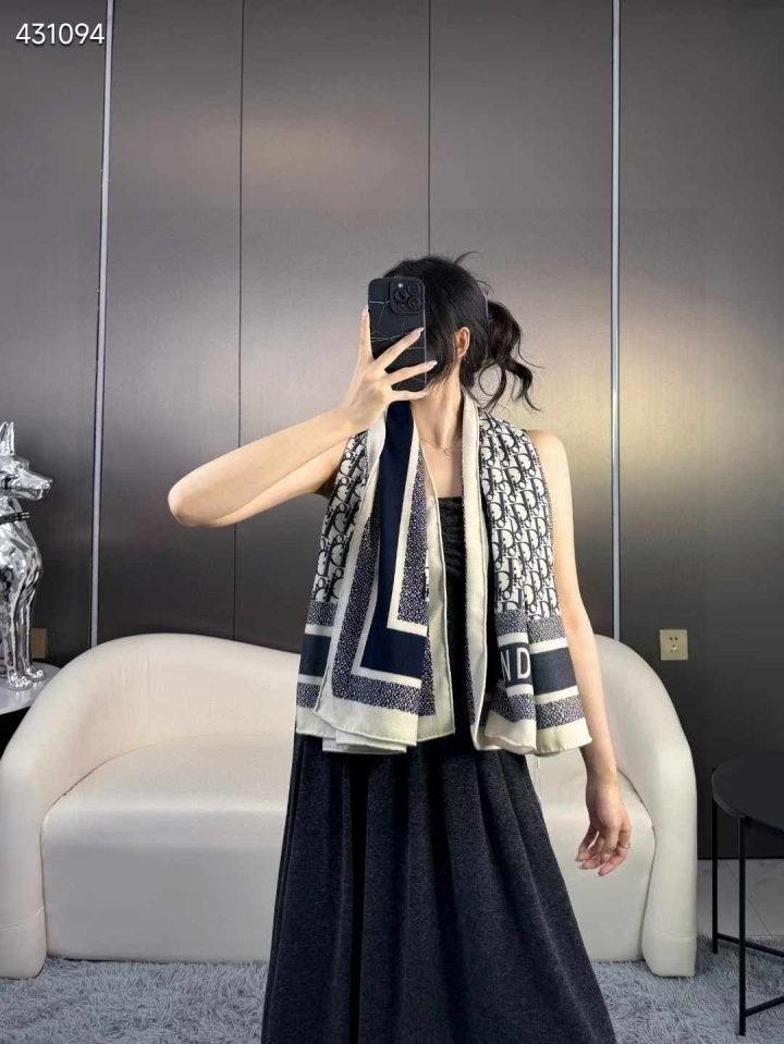 디올 Dior 오블리크 스퀘어 스카프 (국내배송)