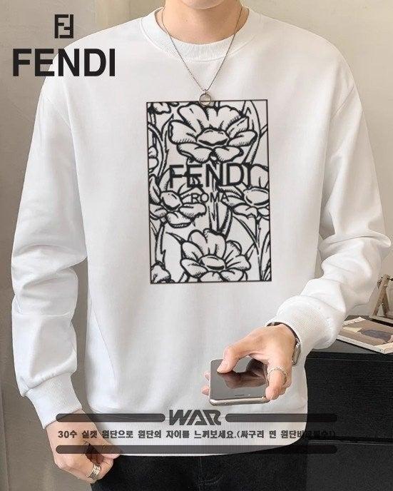 펜디 FENDI 빅 플라워 레터링 밍크양기모 티셔츠 (국내배송)