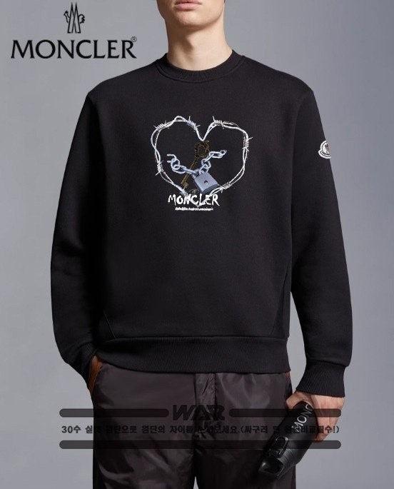 몽클레어 MONCLER 하트 철창 레터링 밍크양기모 티셔츠 (국내배송)