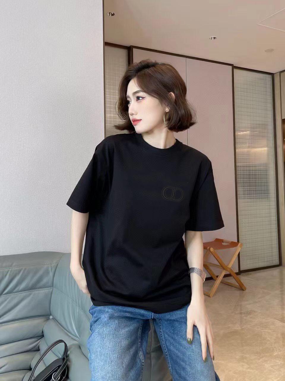 디올 라운드넥 반팔 티셔츠 (해외배송)