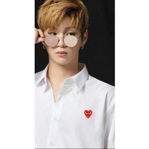 꼼데가르송 레드와펜 화이트 셔츠 (국내배송)