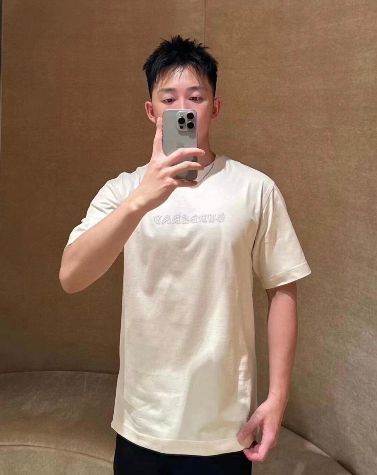 버버리 반팔 티셔츠 (해외배송)