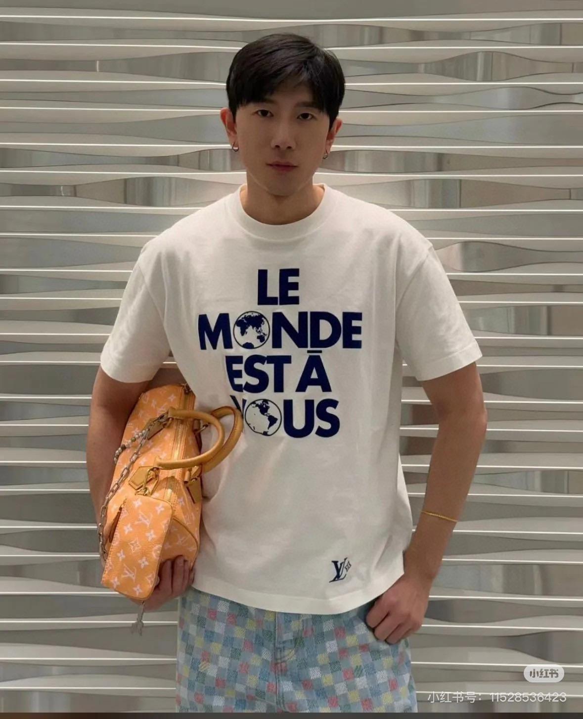 루이비통 브랜드 로고 반팔 티셔츠 (해외배송)