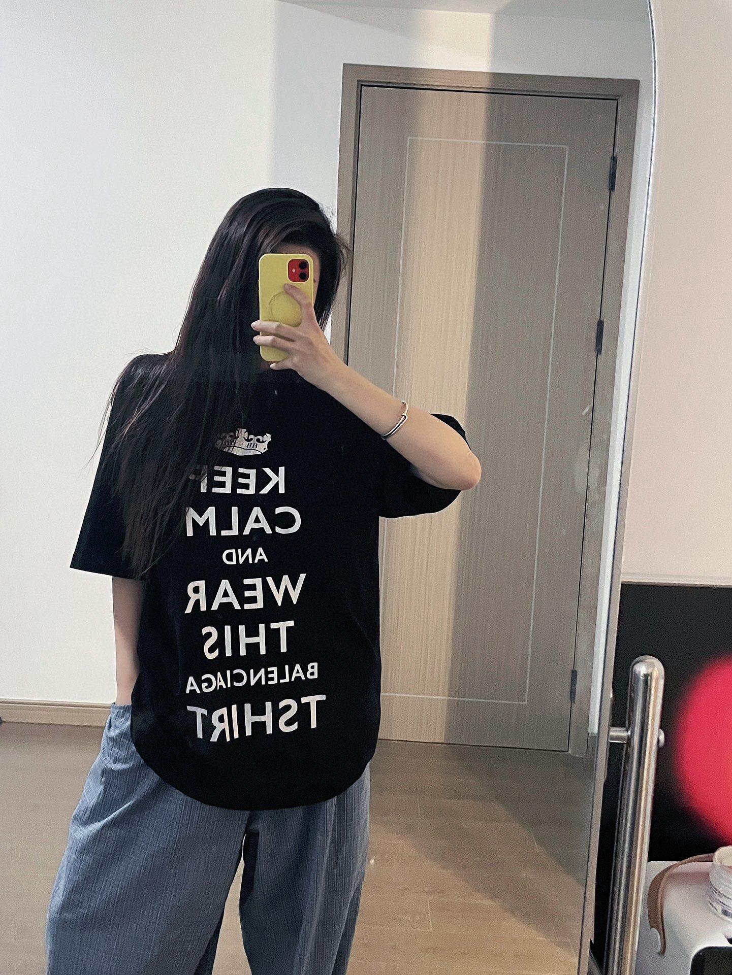 발렌시아가 프린트 반팔 티셔츠 (해외배송)