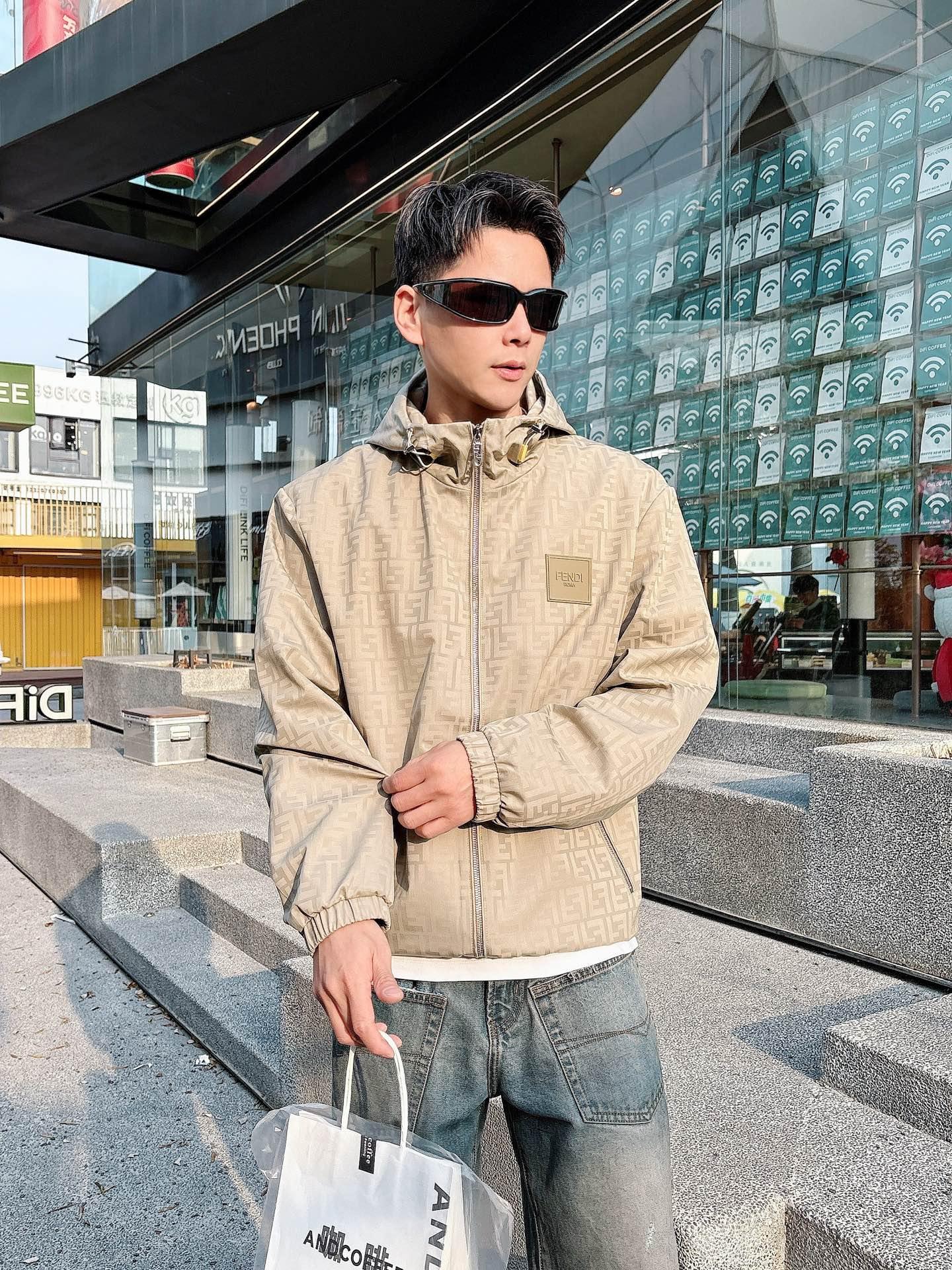 펜디 풀 프린트 로고 라펠 트렌치 재킷 (해외배송)