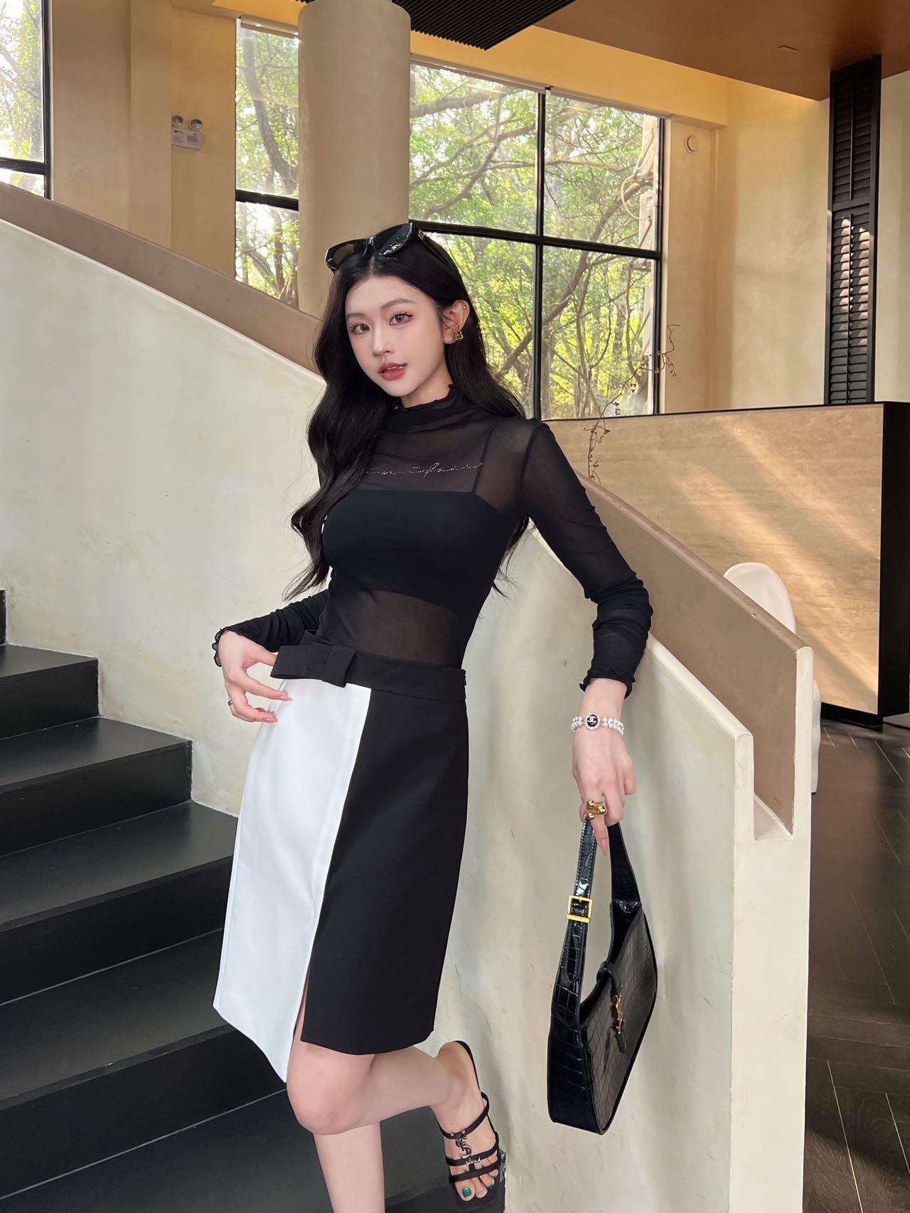 루이비통 블랙 앤 화이트 콘트라스트 스커트 (해외배송)