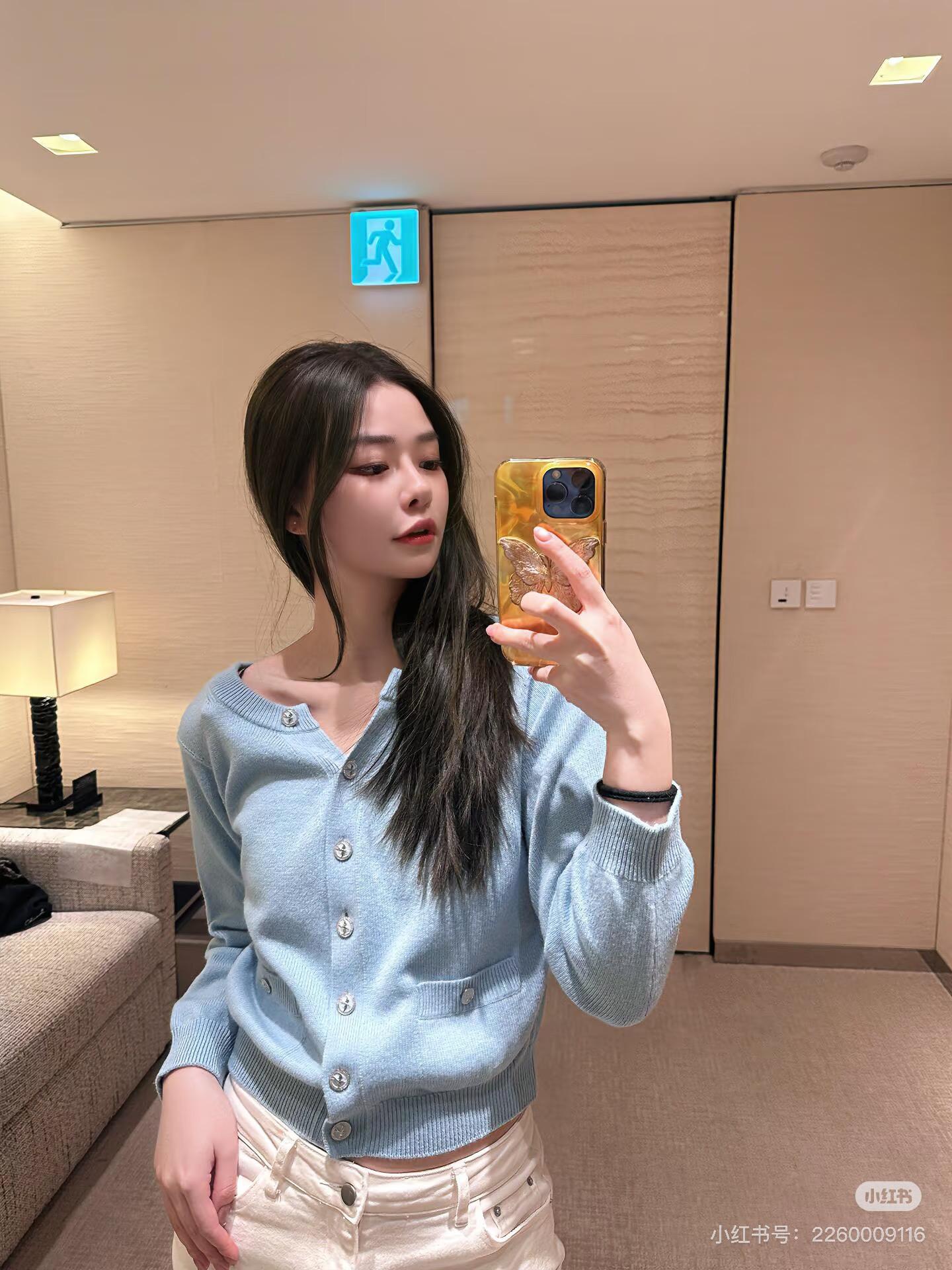 샤넬 원숄더 버드 버튼 카디건 (정품급 해외배송)