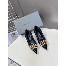 발렌시아가 페이턴트 가죽 BB 하드웨어 버클 하이힐 (해외배송)