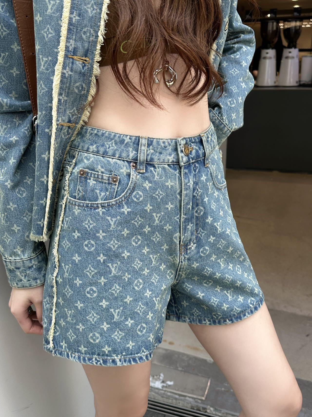루이비통 모노그램 자수 데님 반바지 (해외배송)