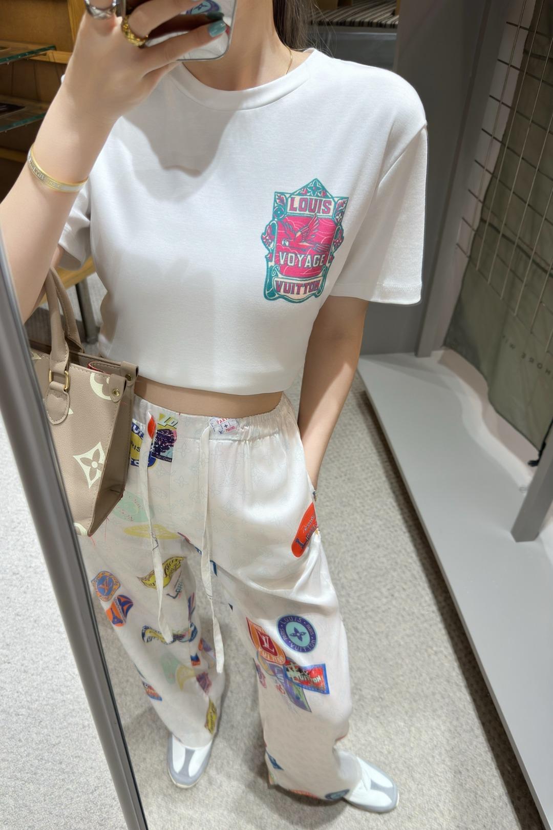 루이비통 반팔 티셔츠 (해외배송)