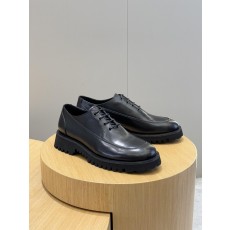 발렌티노 가라바니 젠틀글램 남성용 송아지 가죽 더비 슈즈 (해외배송)