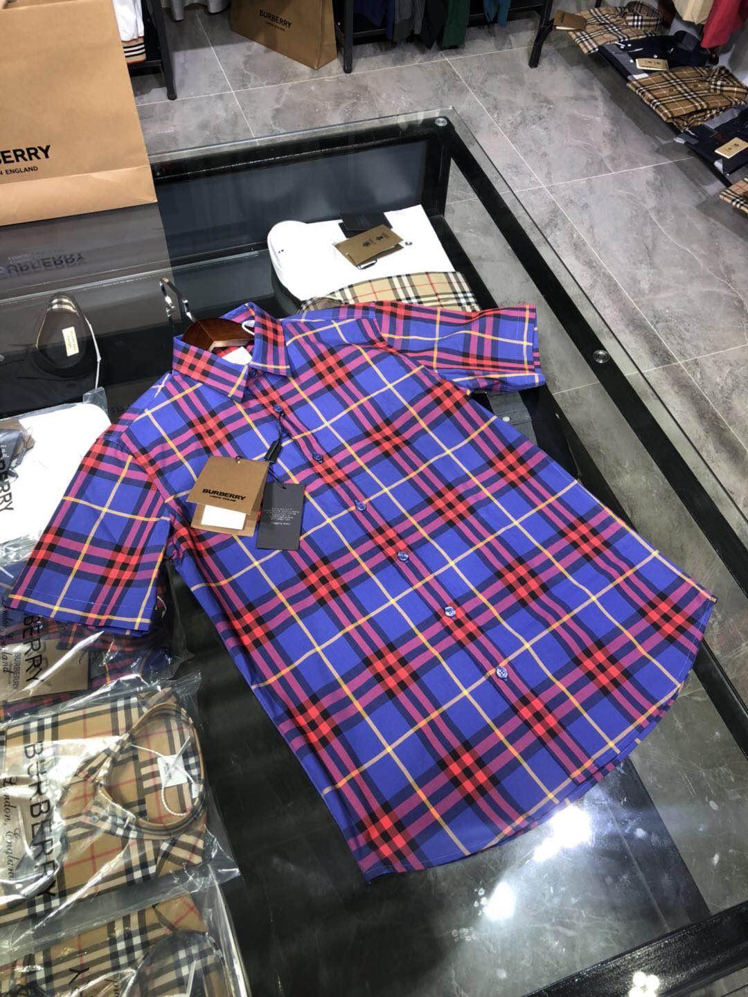 버버리 플레드 클래식 반팔 셔츠 (해외배송)