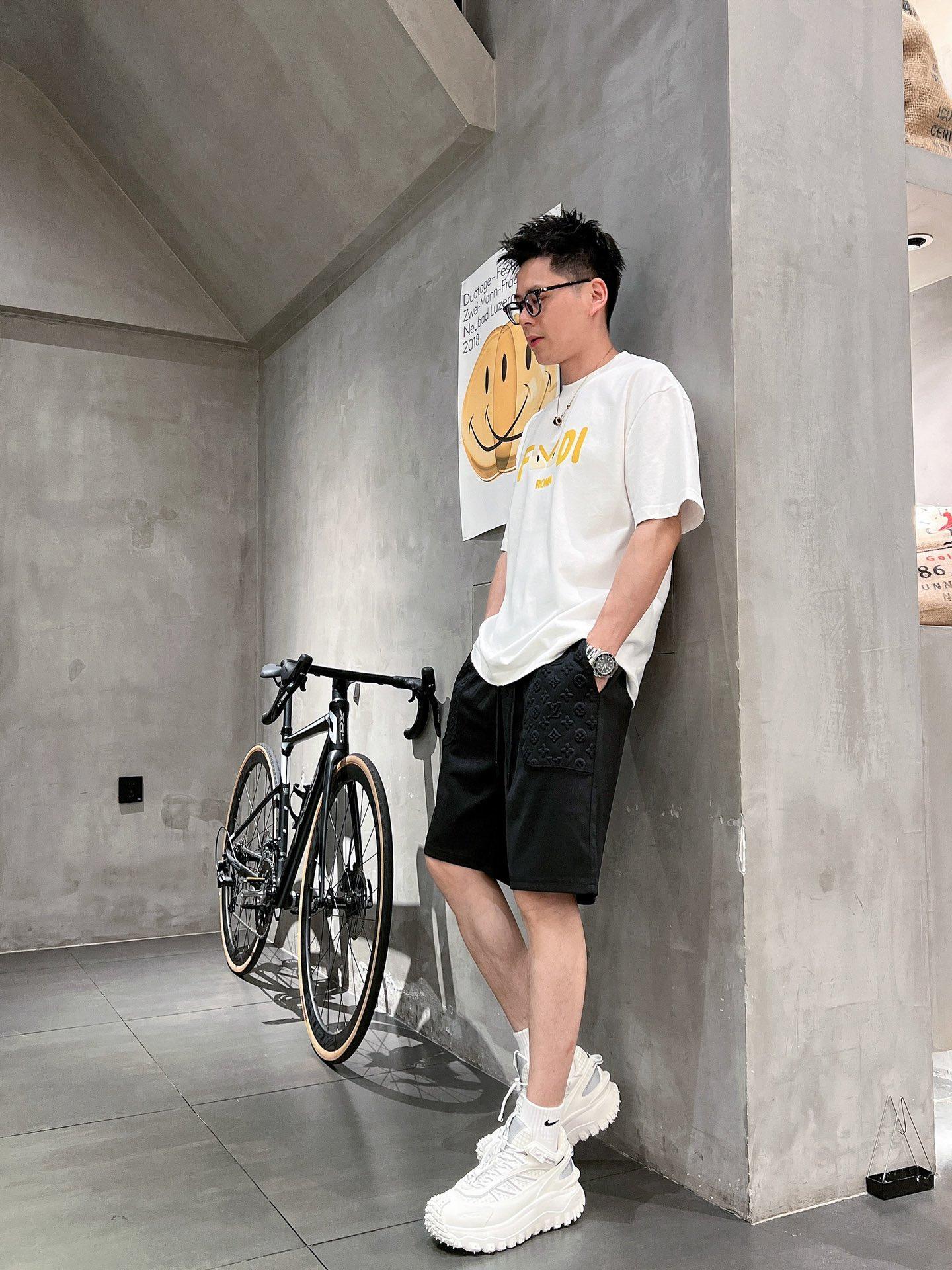 루이비통 남성 캐주얼 반바지 (해외배송)