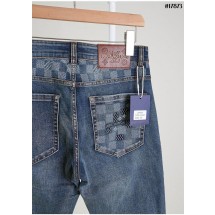 루이비통 LV 참 모노그램 슬림핏 데님 팬츠 (국내배송)