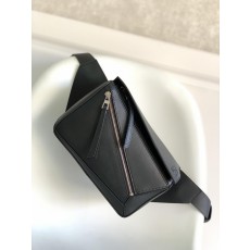 로에베 퍼즐 웨이스트백 (해외배송)