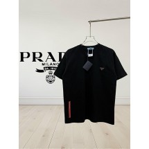 프라다 레드뽄 로고 티셔츠 (국내배송)