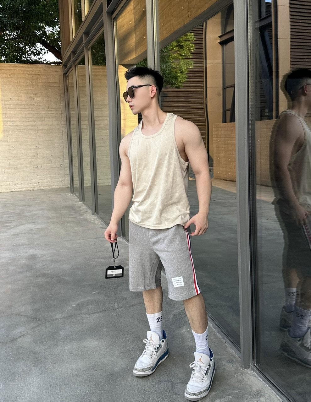 톰브라운 TB 사이드 웨빙 반바지 (해외배송)