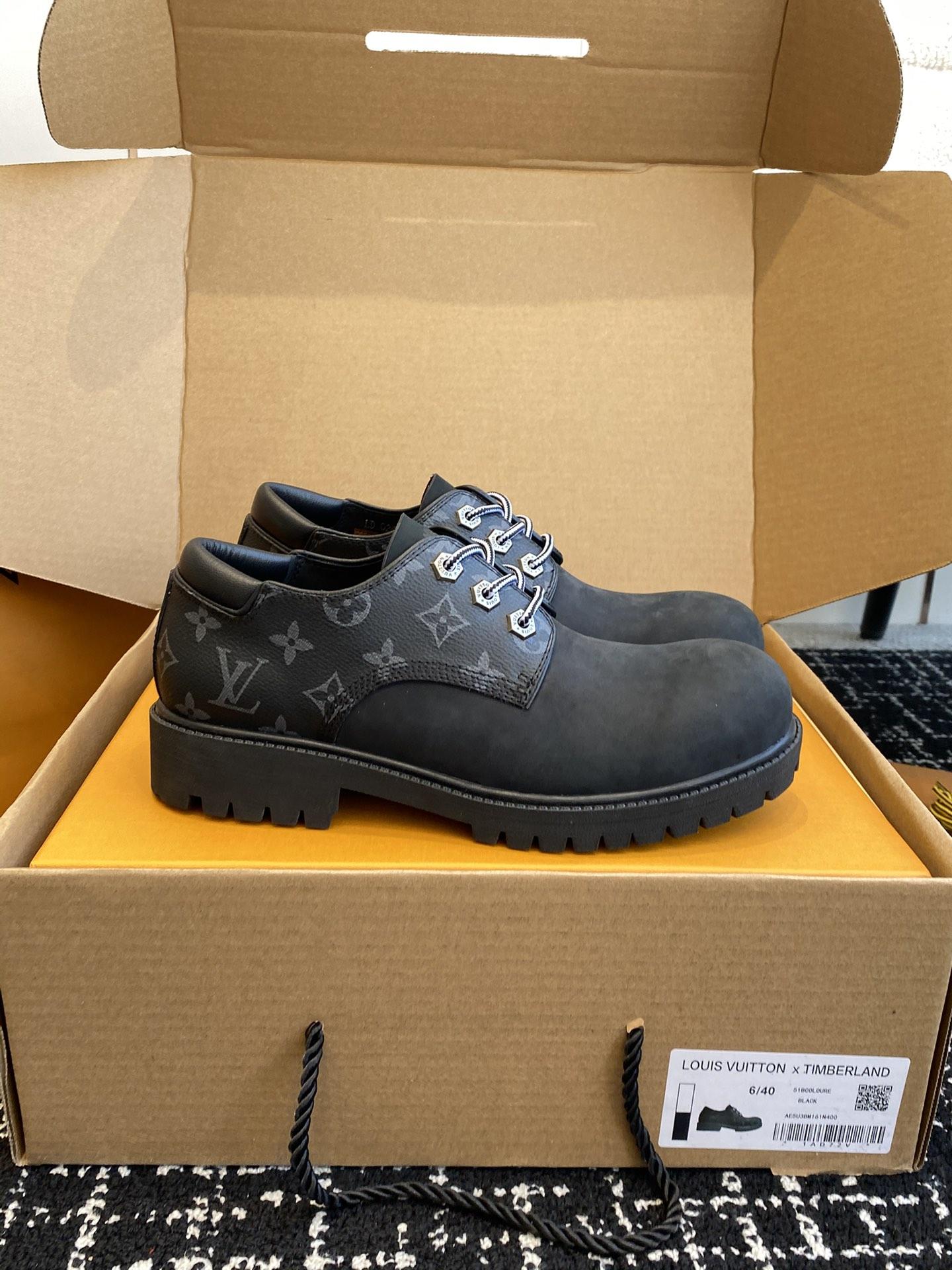 루이비통 x Timberland 로우탑 엠보싱 남성 로퍼 (해외배송)