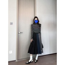 미우미우 [ MIU MIU ] 미우미우 배색 치마 (국내배송)