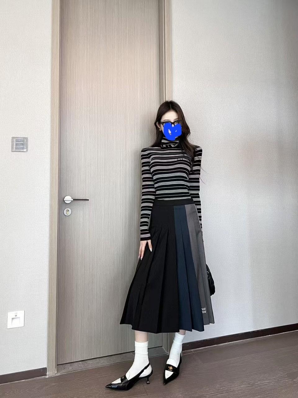 미우미우 [ MIU MIU ] 미우미우 배색 치마 (국내배송)