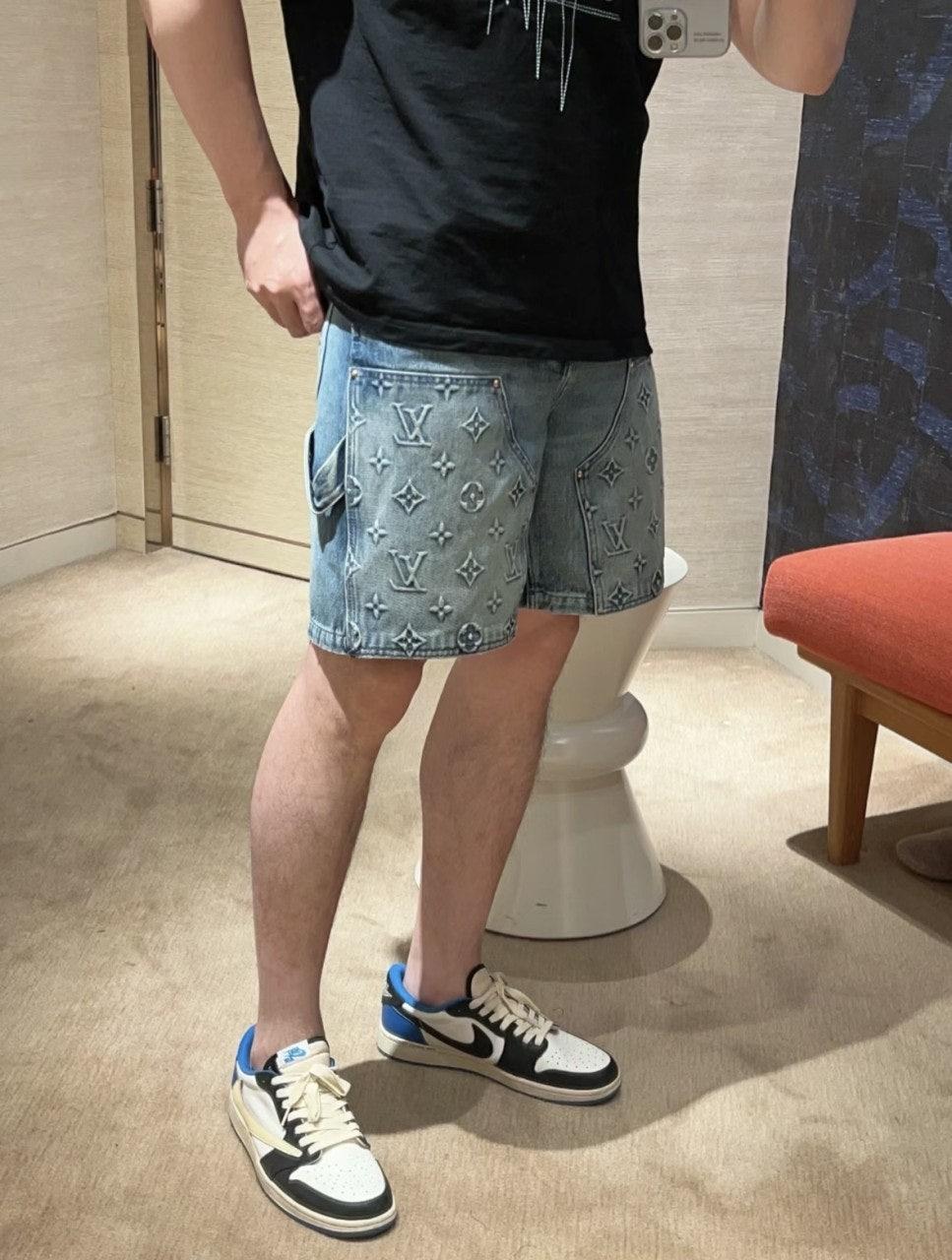 루이비통 클래식 엠보싱 레터링 데님 반바지 (해외배송)