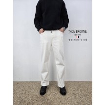 톰브라운 세미 일자 청바지 (국내배송)