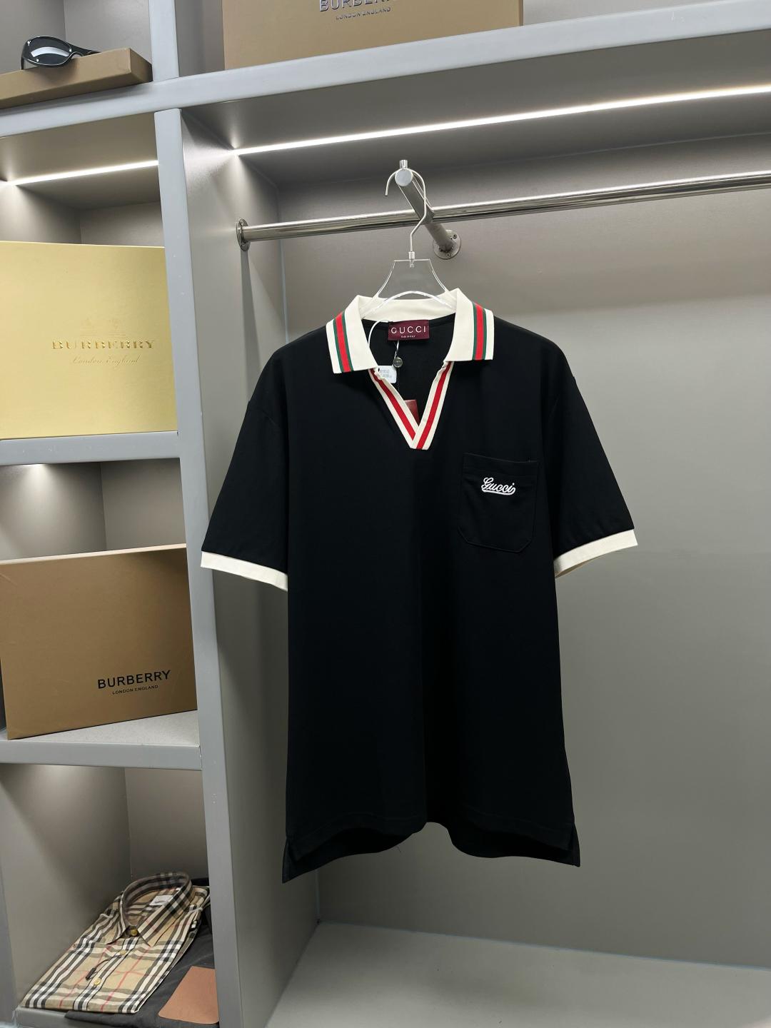 구찌 포켓 자수 폴로 셔츠 (해외배송)