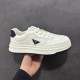 프라다 화이트 슈즈 (해외배송)