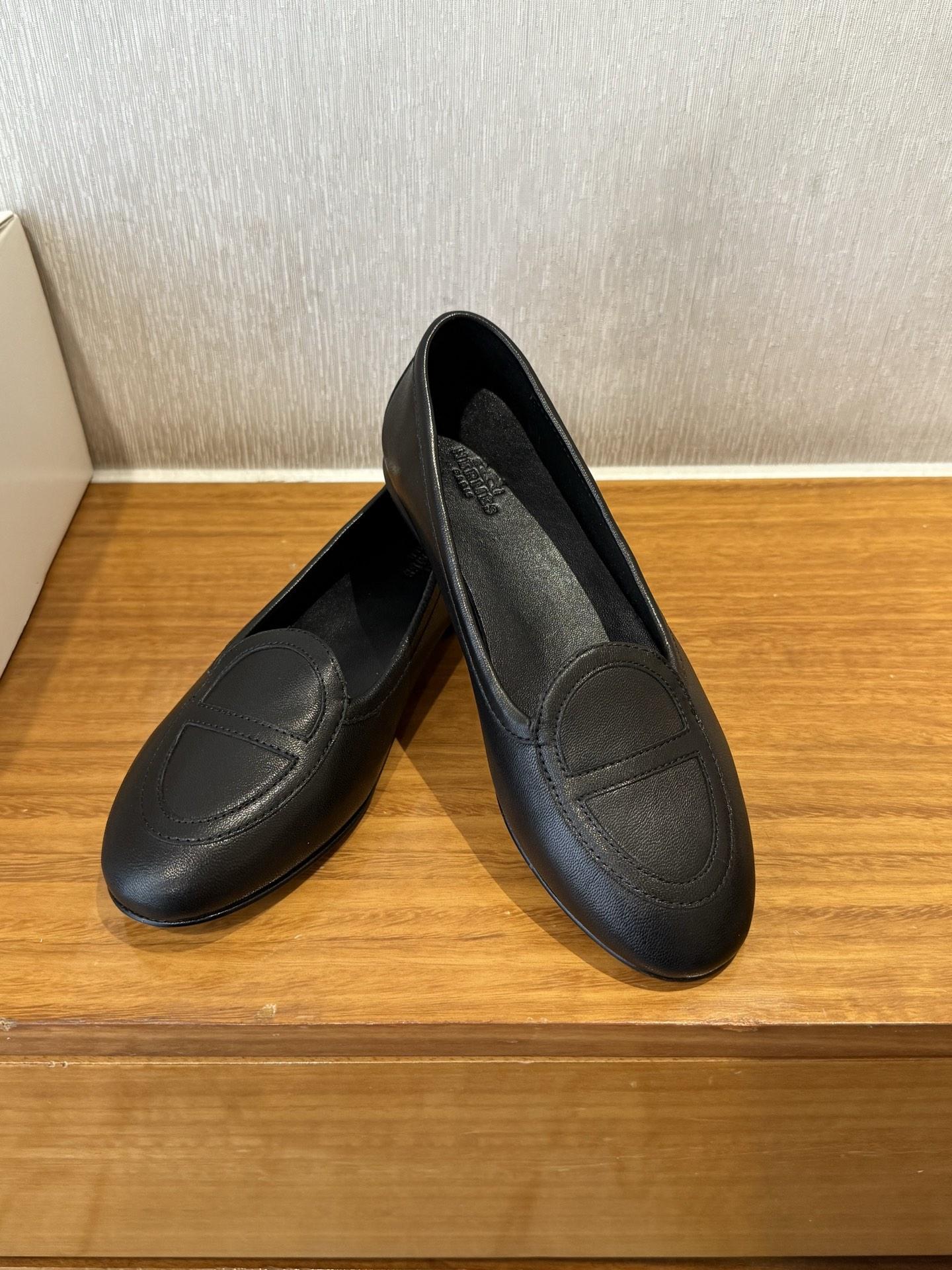 에르메스 플랫 로퍼 (해외배송)