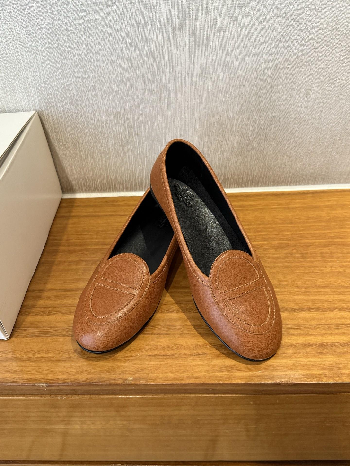 에르메스 플랫 로퍼 (해외배송)