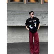 구찌 고양이와 강아지 프린트 반팔 티셔츠 2컬러 (해외배송)