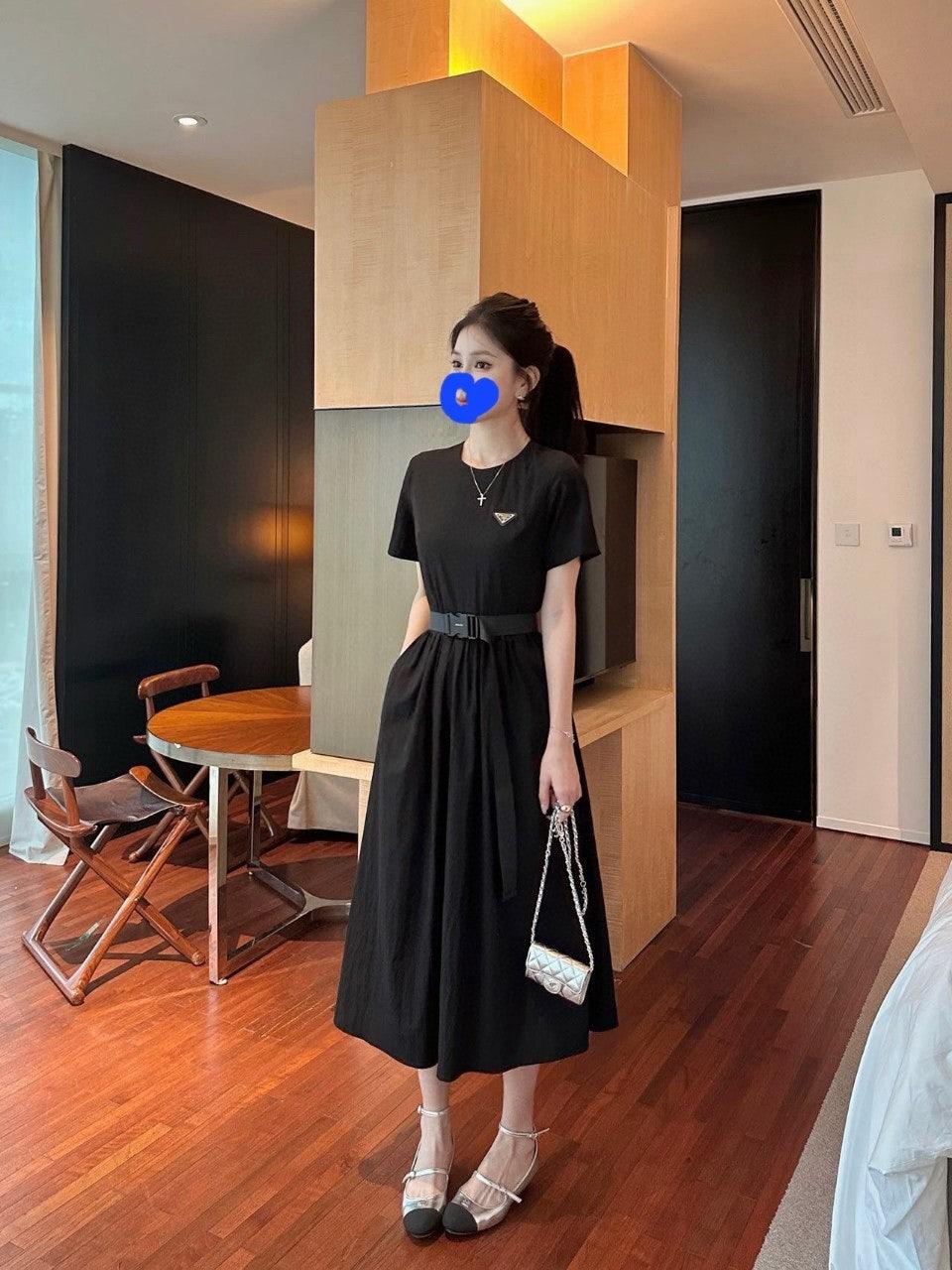 프라다 원피스 벨트포함 (국내배송)