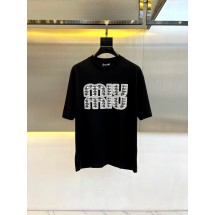 미우미우 클래식 로고 프린트 라운드넥 반팔 (해외배송)
