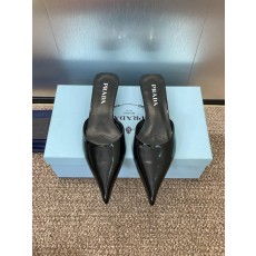 프라다 로우힐 포인티드 토 여성화 (해외배송)