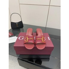 구찌 호스빗 버클 헤링본 클립토 샌들 (해외배송)
