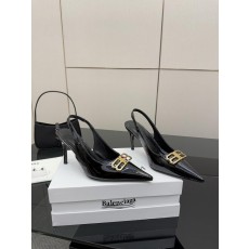 발렌시아가 메탈 버클 샌들 (해외배송)