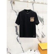 펜디 포켓로고 반팔  (국내배송)
