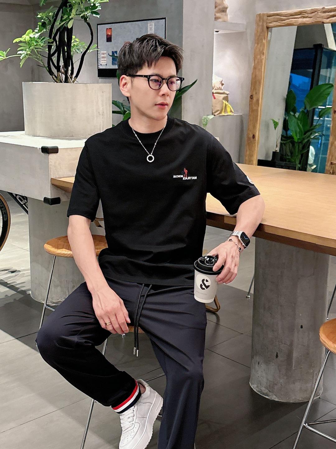 몽클레어 라운드넥 반팔 (해외배송)