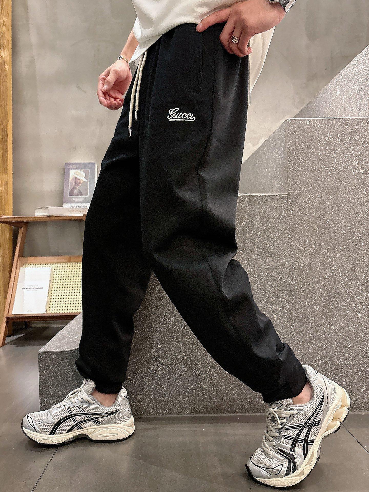 구찌 캐주얼 스웨트팬츠 (해외배송)