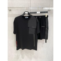 프라다 라운드넥 반팔 반바지 세트 (해외배송)