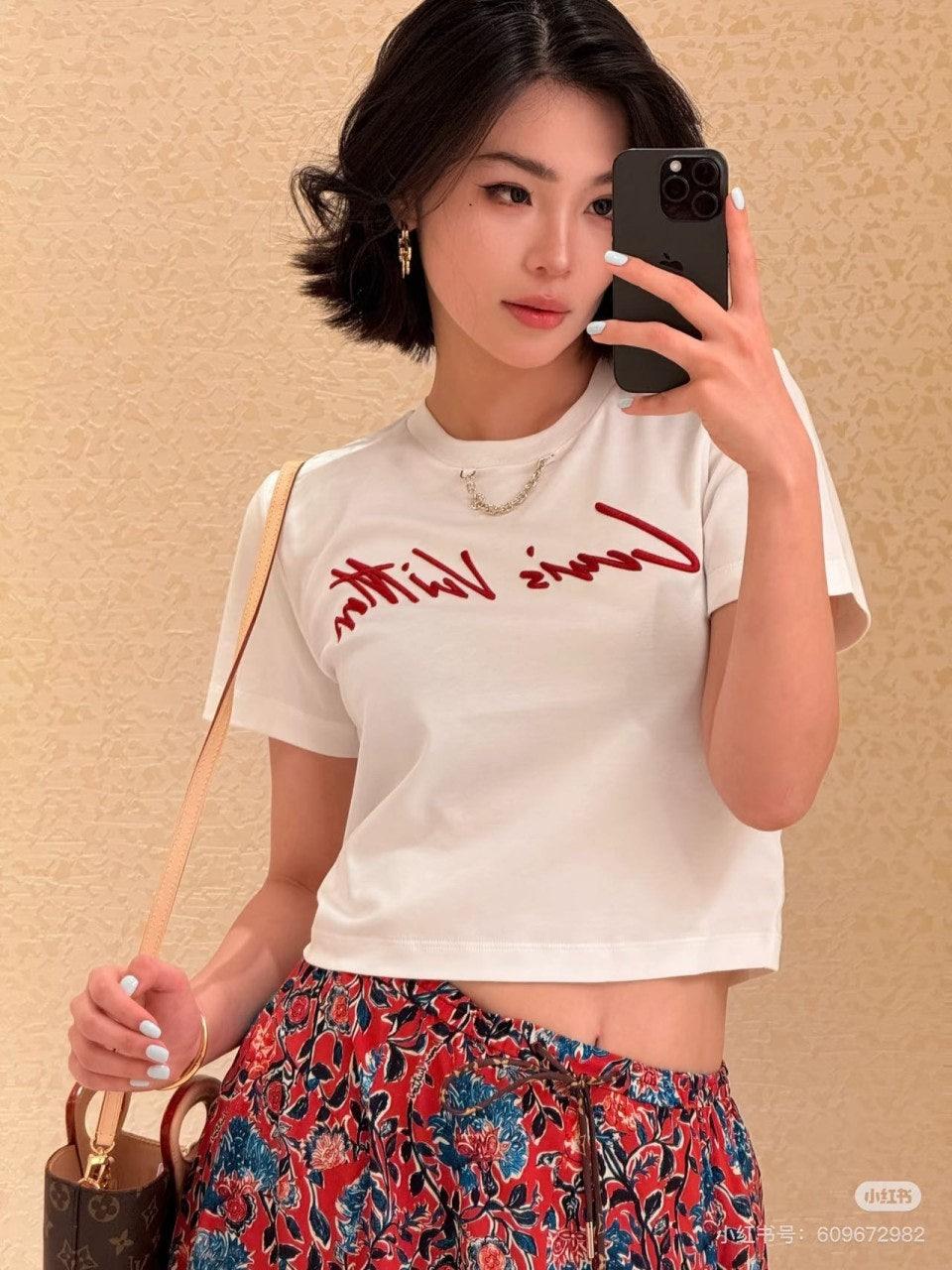 루이비통 자수 반팔 2컬러 (해외배송)