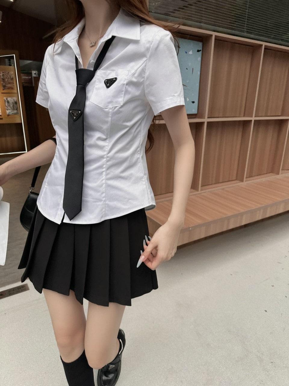 프라다 넥타이 반팔 셔츠 (해외배송)