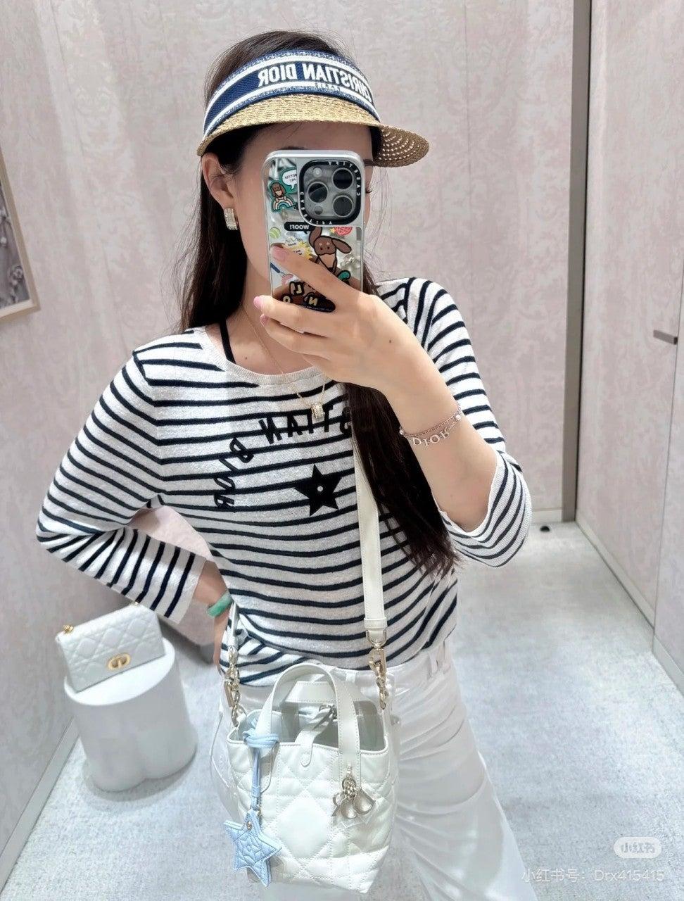 디올 스트라이프 긴팔 스웨터 (해외배송)