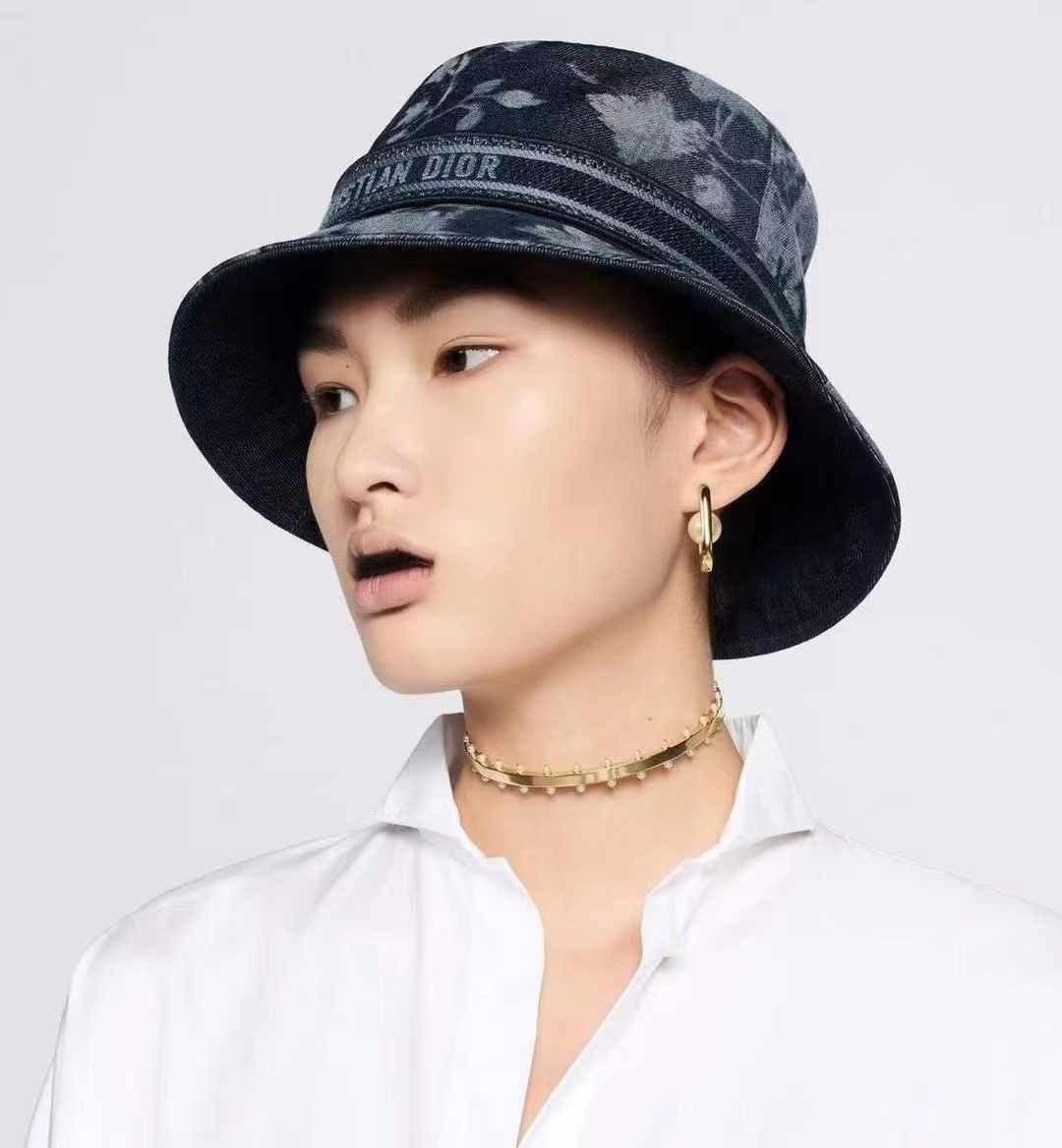 디올 디바비 뜨왈드 주이 버킷햇 (국내배송)